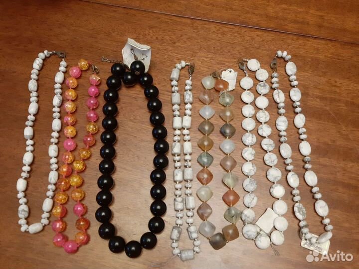 Бусы из натуральных камней
