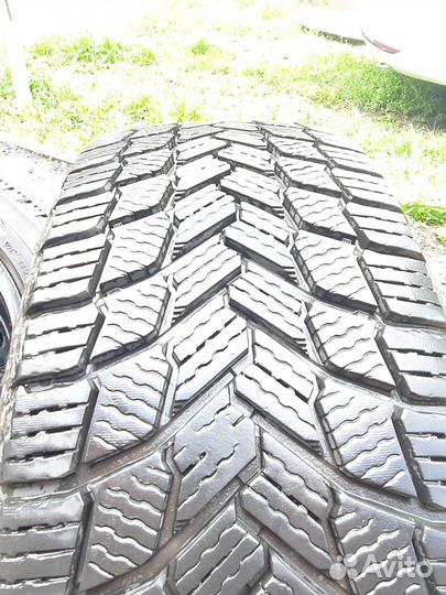 Michelin X-Ice Snow 205/55 R16