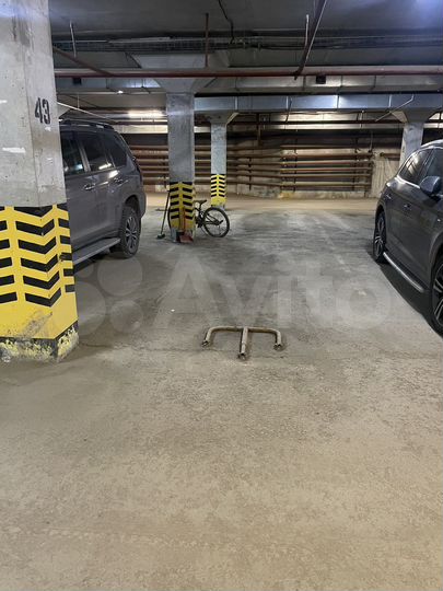 Машиноместо, 14 м²