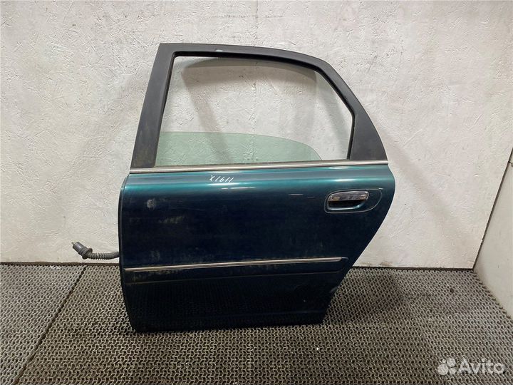 Стекло боковой двери Volvo S80, 2003