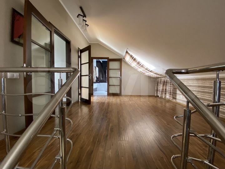 3-к. квартира, 151,5 м², 4/4 эт.