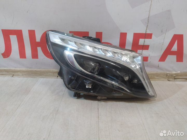 Фара передняя правая Mercedes V-Class W447