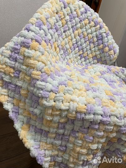 Мягкий плед ручной работы