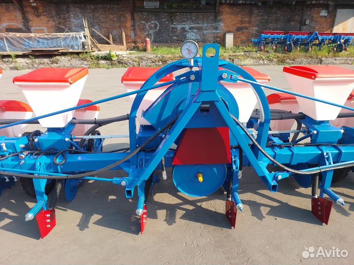 Сеялка Посевная Компания СПЧ-8ДФ, 2024