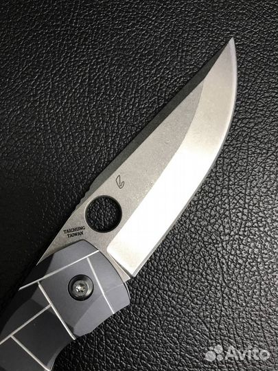 Нож складной Spyderco Nirvana