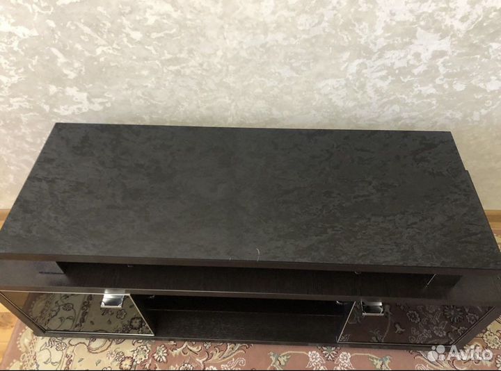 Тумба под телевизор