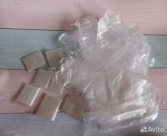 Перчатки одноразовые полиэтиленовые 55 пар набором