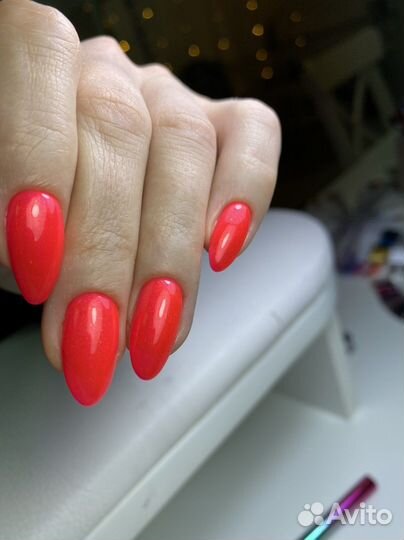 Мастер маникюра и педикюра