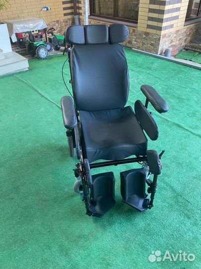 Инвалидное кресло