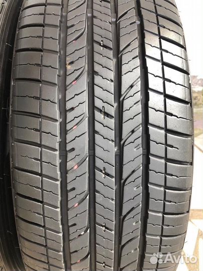 Bridgestone Dueler H/T 843 215/60 R17