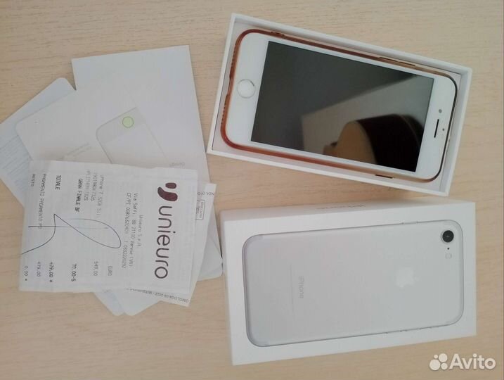 Телефон iPhone