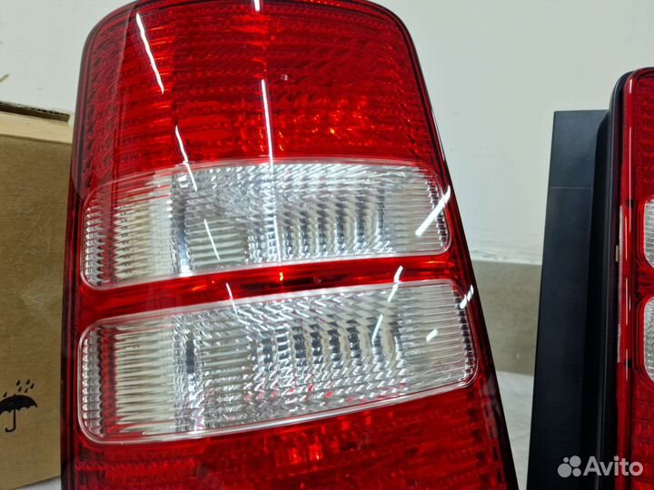 Новые задние фонари оригинал VW Caddy 3 /2004-2015