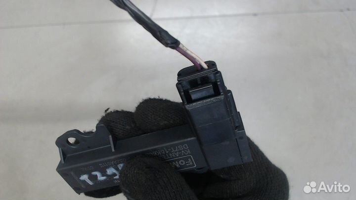 Антенна Ford Kuga, 2014