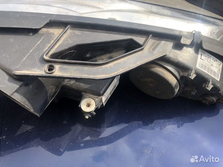 Фара передняя peugeot 407