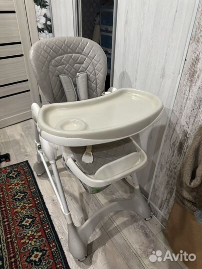 Стульчик для кормления nuovita