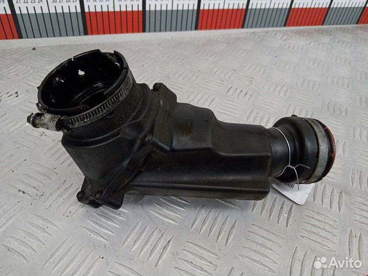 Патрубок интеркулера для Volvo XC90 1 30740895