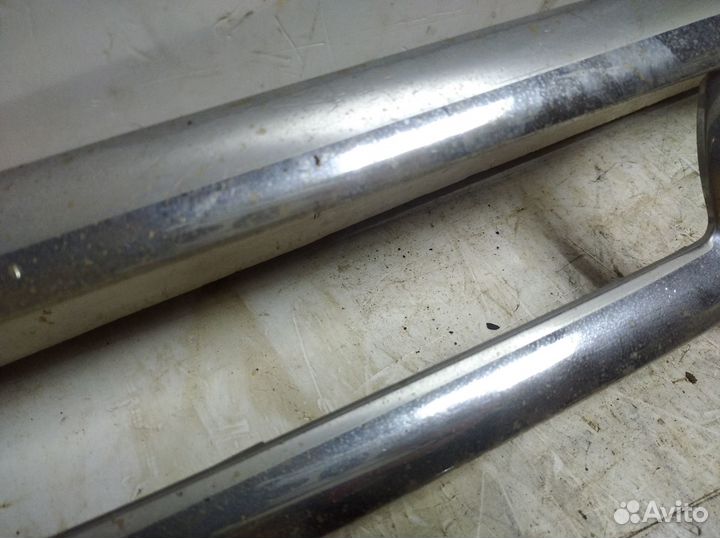 Решетка радиатора Toyota Rav4 2005-2010