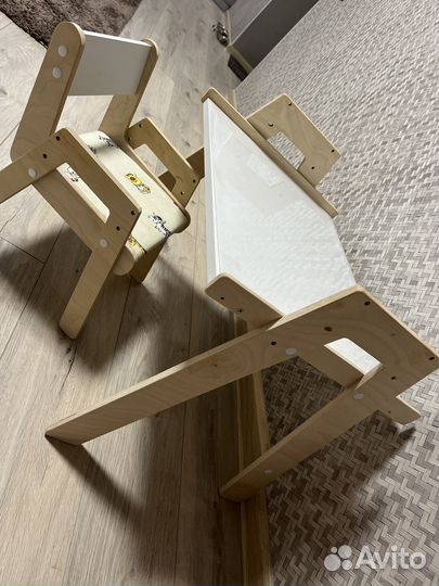 Детский столик со стульчиком