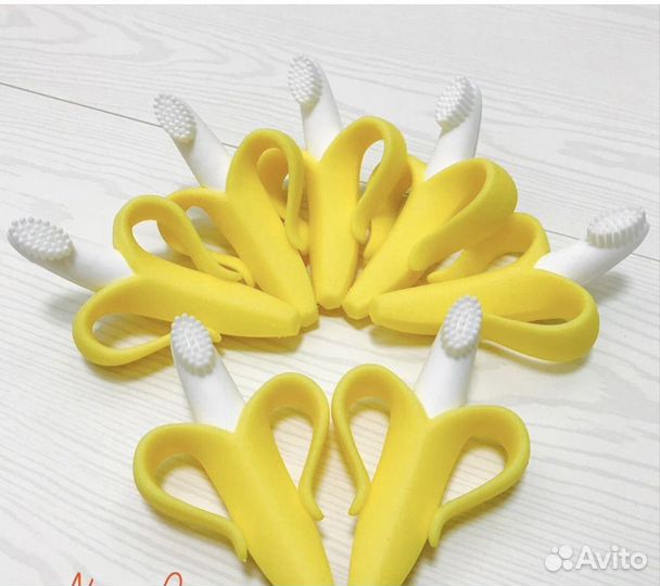 Щетка банан силиконовая