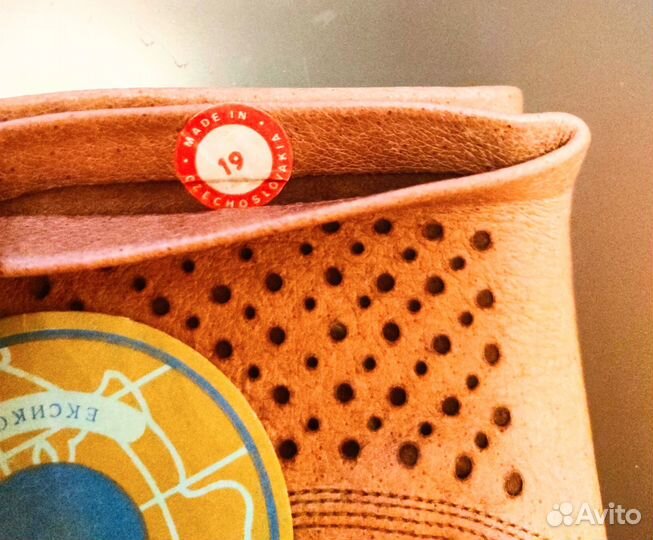 Перчатки женские кожаные новые