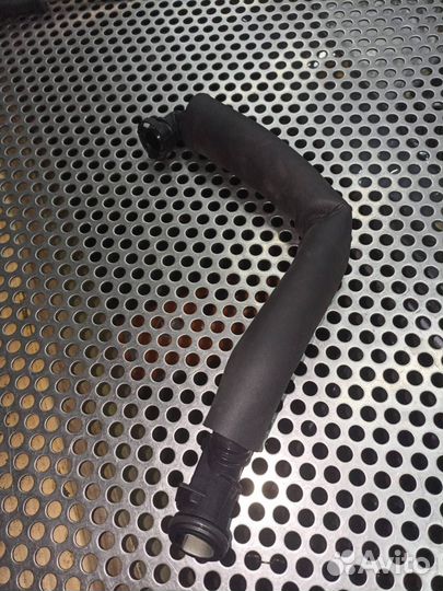 Трубка вентиляции картерных газов BMW 5 G30/G31