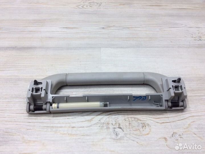 Ручка внутренняя потолочная Bmw 7-Серия E65/E66