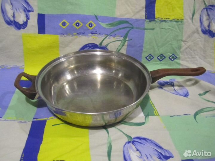 Посуда из нержавеющей стали