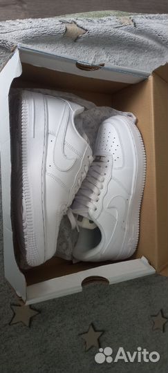 Кроссовки мужские новые размер 37