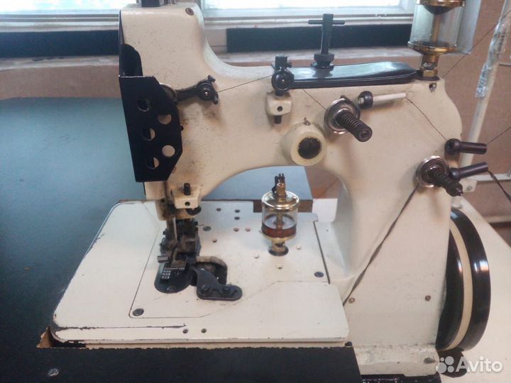 Оверлок для швейной машины