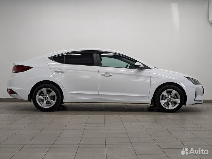 Hyundai Elantra 1.6 AT, 2019, 92 663 км