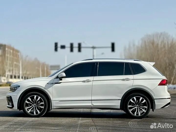 Volkswagen Tiguan 2.0 AMT, 2021, 80 000 км