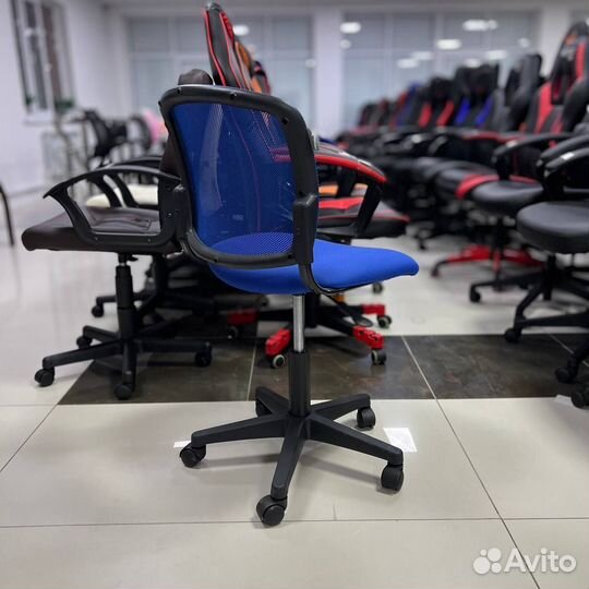 Офисное кресло CH-296NX (цвета)