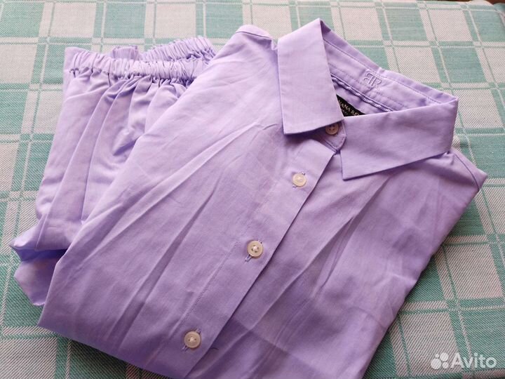 Рубашка школьная 40 -42 девочкам