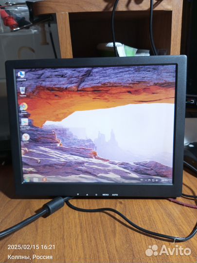 Монитор 10 дюймов vga