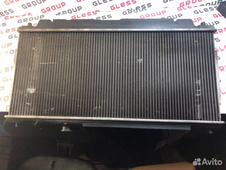 Радиатор BA аt б/у 323 Familia