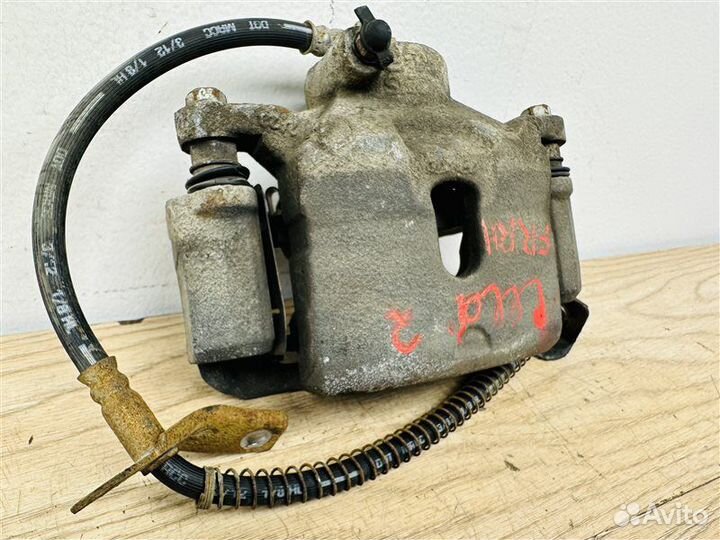 Суппорт тормозной передний правый Kia Ceed 2 JD