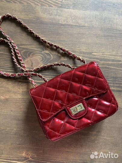 Сумка бордовая лаковая