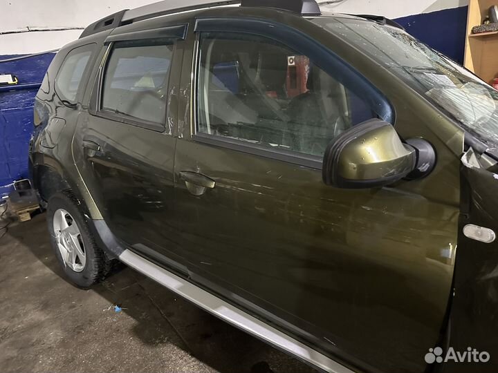 В разборе Renault Duster