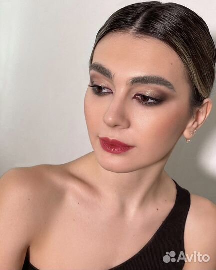 Визажист, стилист по укладкам