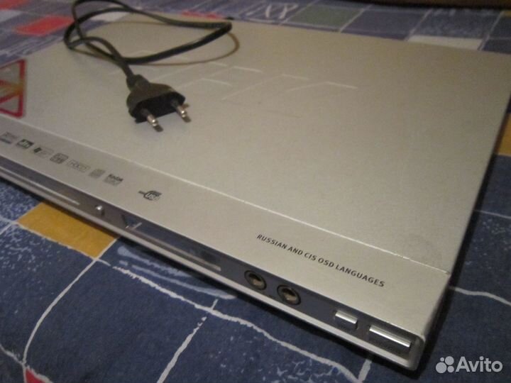 DVD и USB плеер