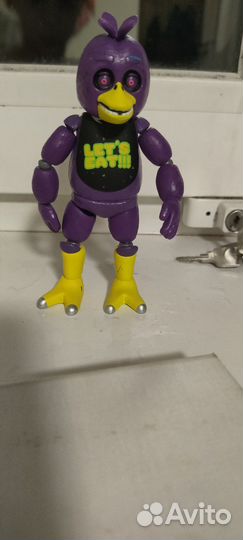 Action figure fnaf black lightChica