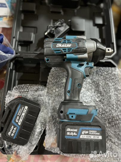 Гайковерт ударный аккумуляторный