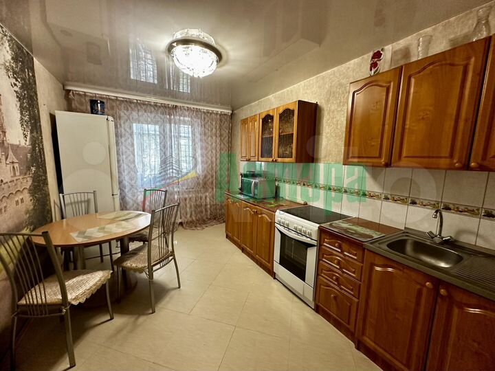 3-к. квартира, 65,2 м², 1/10 эт.