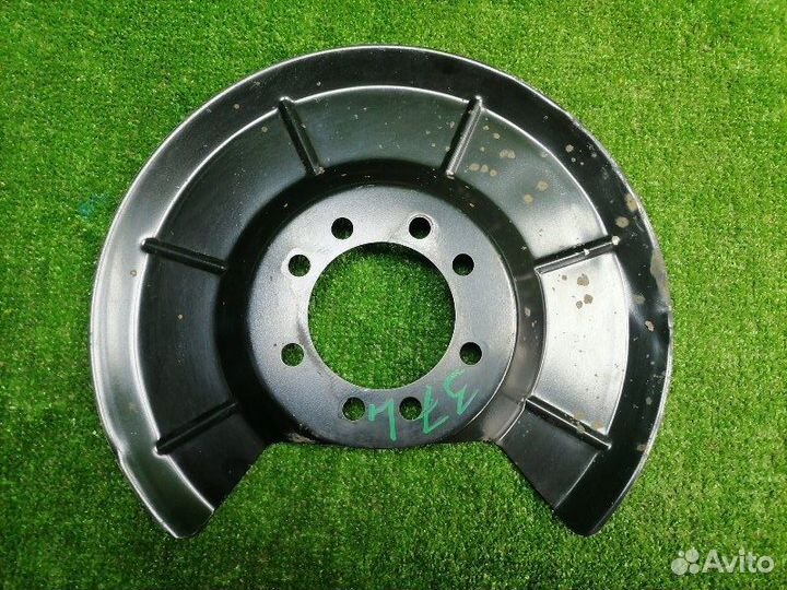 Пыльник тормозного диска задний Ford Focus 2 седан