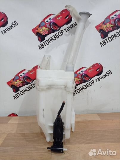 Бачок омывателя Nissan Juke YF15 F15 2011