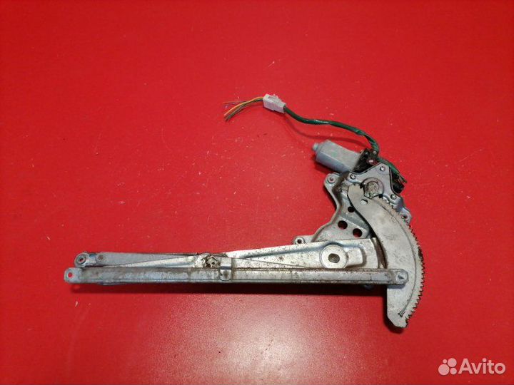 Стеклоподъемник передний правый Toyota Town Ace