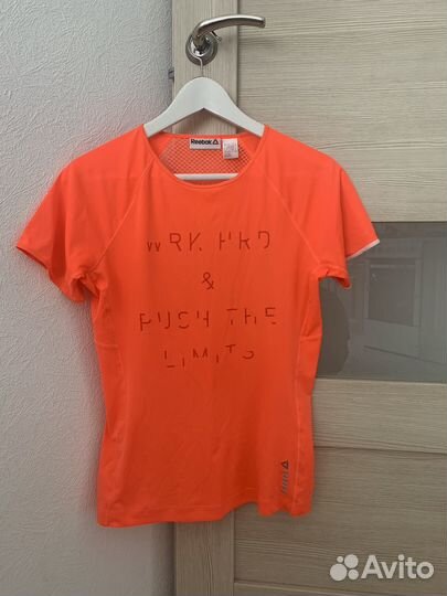 Футболка спортивная Reebok размер S