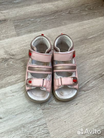 Сандали р 22,23,24,25