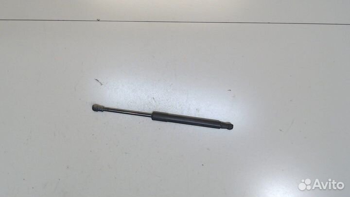 Амортизатор крышки багажника Ford Mustang, 2015