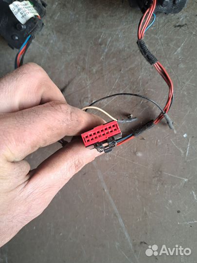 Кнопки руля Ford Mondeo 4